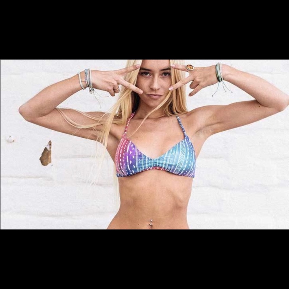 50% off listed price Pura Vida bikini top